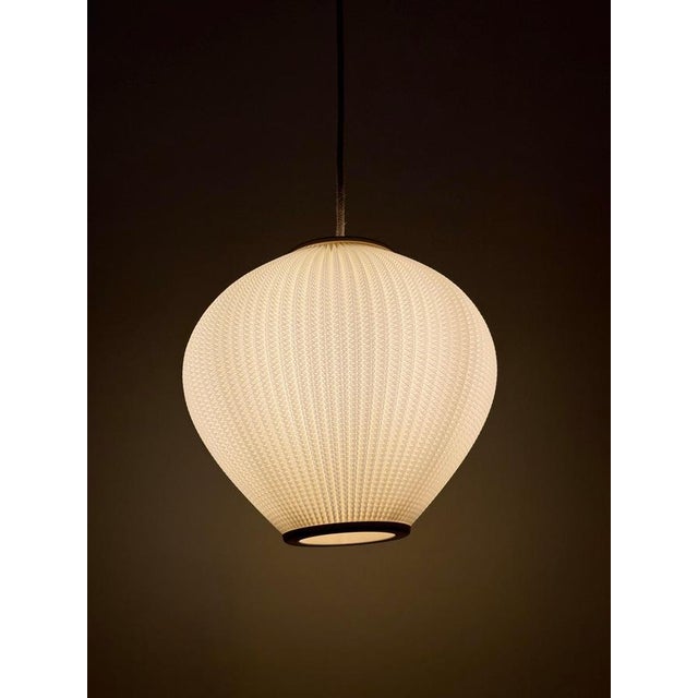 Scandinavian Plastic Pleated Hanging Lamp, Scandinavia, 1960s For Sale - Image 9 of 11