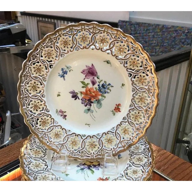 Traditional 1930s Set of 9 Hand Painted and Reticulated Accent Plates For Sale - Image 3 of 11