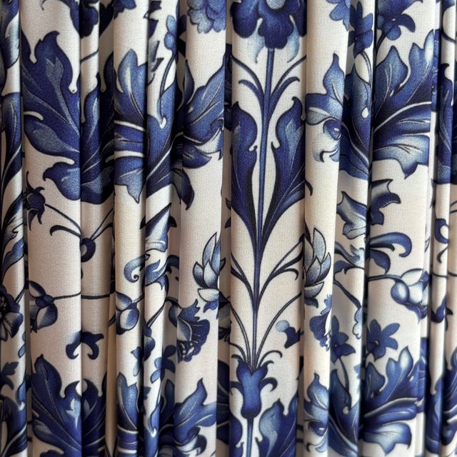 Vintage Blue and White Jacobean Style Floral Pleated Lampshade For Sale - Image 14 of 17