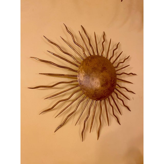 1950s Spanish Solar Crown Sunburst Wall Light in Gilt Metal, 1950s For Sale - Image 5 of 10
