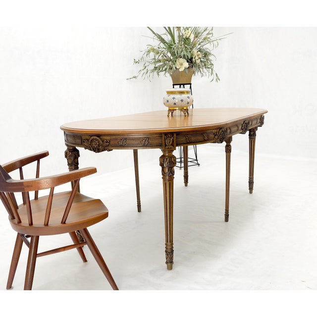 Baker Furniture Company Round Racetrack w/ Two Large Leaves Carved Olive Finish Dining Table MINT! For Sale - Image 4 of 13
