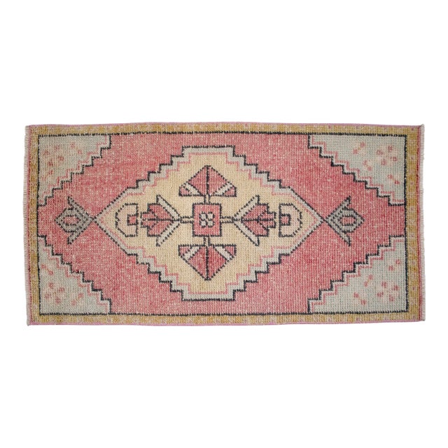 1970s Vintage Hand Knotted Small Rug Enrtway Mat, Kitchen Bathroom Decor 2x3 Ft Approx For Sale