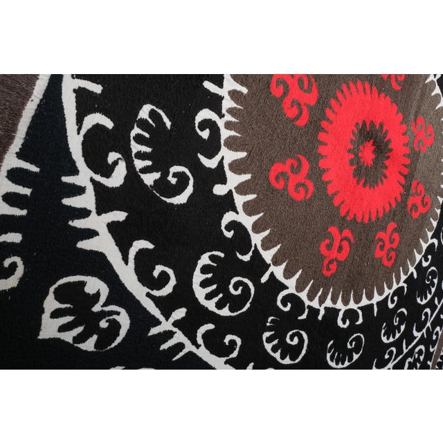 1970s Mid-19th Century Black Suzani Textile Art 4'8" X 5' For Sale - Image 5 of 8