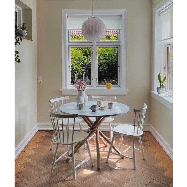 Hector Concrete Top and Light Oak Legs Dining Table 105 by Eberhart Furniture Dimensions: D 105 x H 73 cm. Materials:...