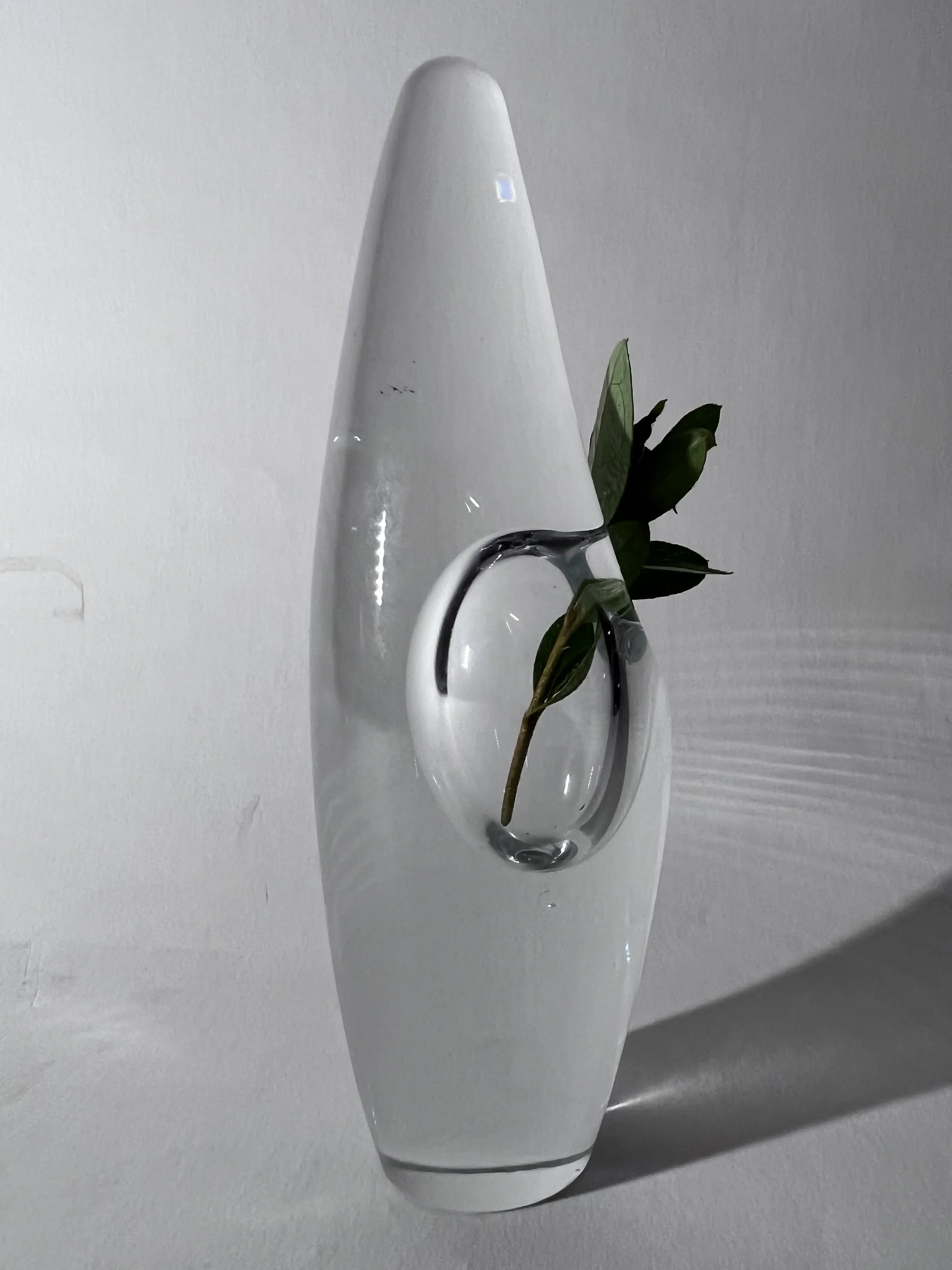Signed Timo Sarpaneva for Iittala Orkidea (Orchid) Art Glass Vase