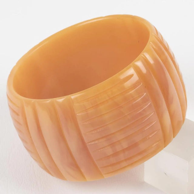 Milky Pink Bakelite Bangle Bracelet with Geometric Carving For Sale - Image 4 of 7
