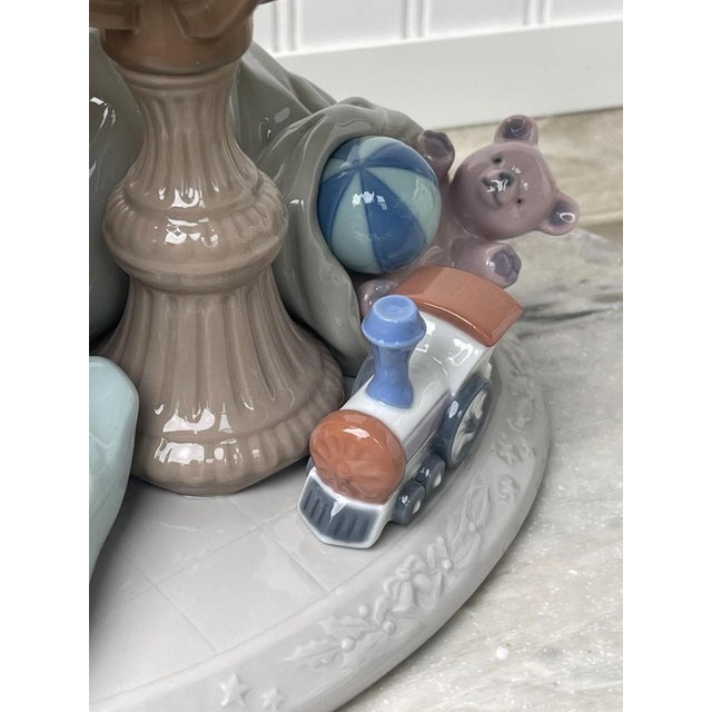 Lladro Santa Figurine #1813 'Christmas Journey' Retired 1996 For Sale - Image 15 of 16