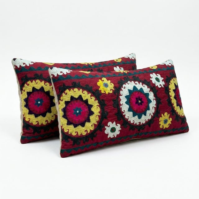 Mid-Century Modern Samarkand Suzani Bedding Pillow Cover 15'' X 31'' - Set of Two For Sale - Image 3 of 4