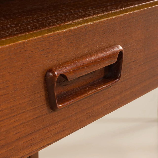 Italian Bedside Tables, 1960s, Set of 2 For Sale - Image 11 of 13