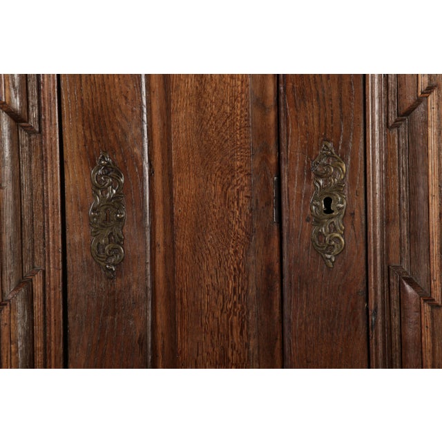 Antique Baroque Cabinet with Bastion Panels, 1730 For Sale - Image 12 of 18