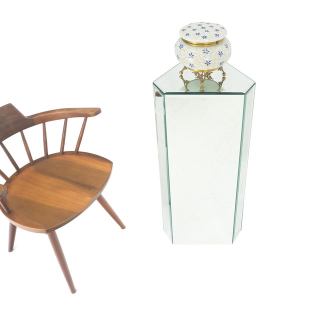 Transparent Mid Century Modern Triangle Cut Corners Glass Beveled Mirror Pedestal Stand MINT For Sale - Image 8 of 9