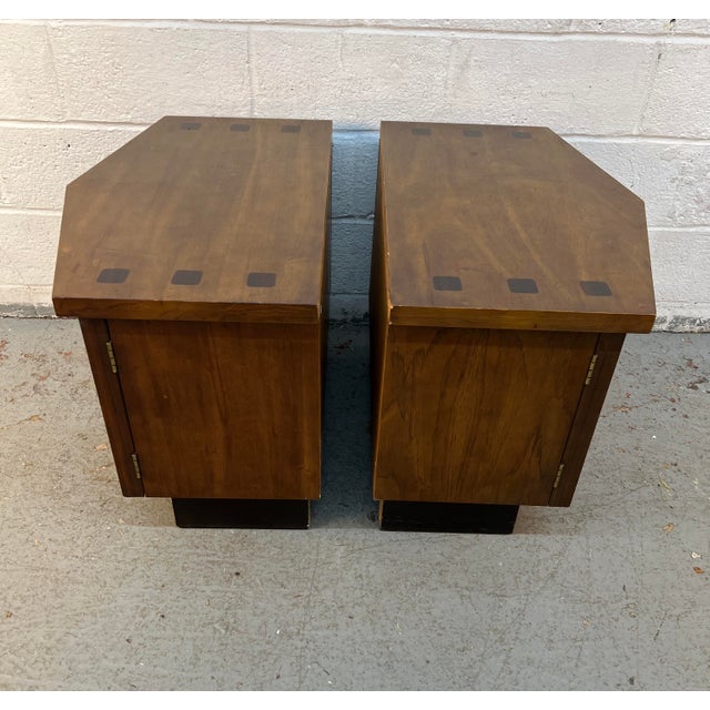 Lane "Tower Suite" Mid-Century Modern Nightstands, Pair For Sale - Image 10 of 17