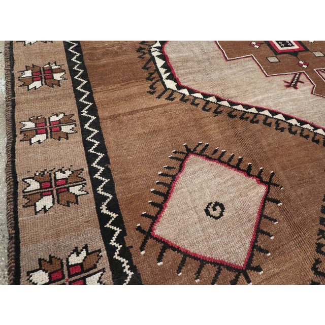 Tribal Galerie Shabab Collection Mid-20th Century Handmade Turkish Anatolian Tribal Room Size Carpet For Sale - Image 3 of 8