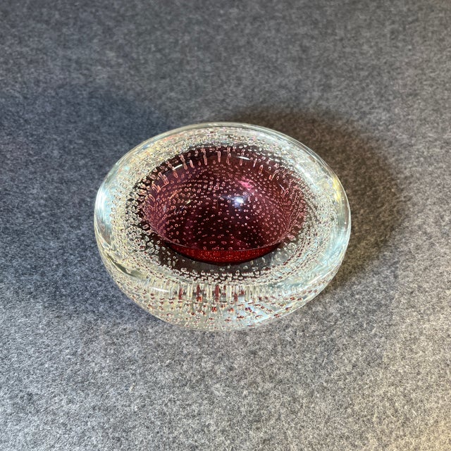 Archimede Seguso Mid 20th Century Archimede Seguso Attributed Ruby Red Bullicante Bowl For Sale - Image 4 of 9