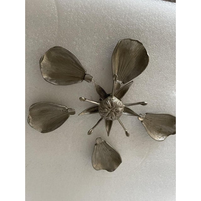 Flower Ashtray attributed to Gucci, 1960s For Sale - Image 3 of 6