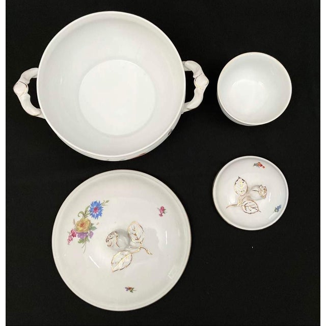 1980s Exceptional Set of Furstenberg “Ancestral Dresden” China - 71 Pieces For Sale - Image 16 of 16