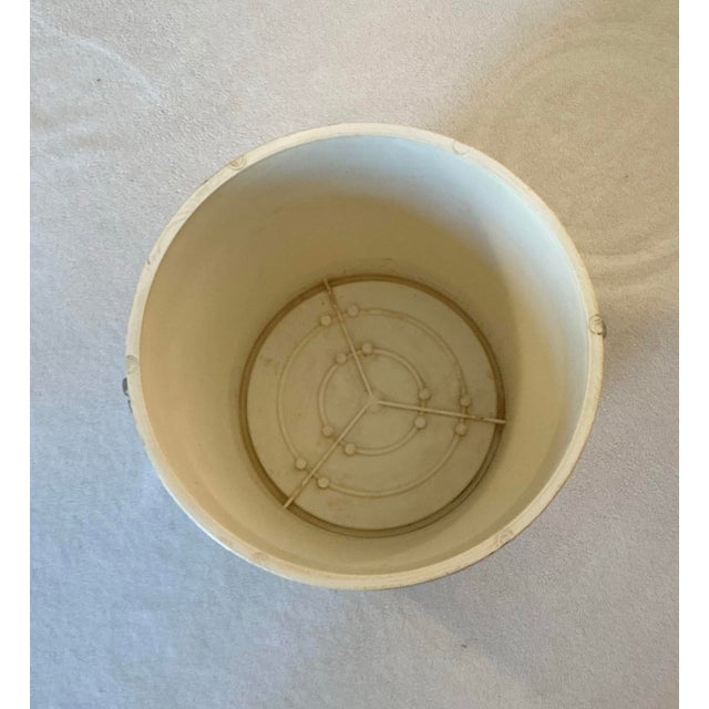 Anchor Hocking Mid-Century 13” Wide Planter Pot Decorative Bucket Faux Wood, 60s 70s For Sale - Image 4 of 12