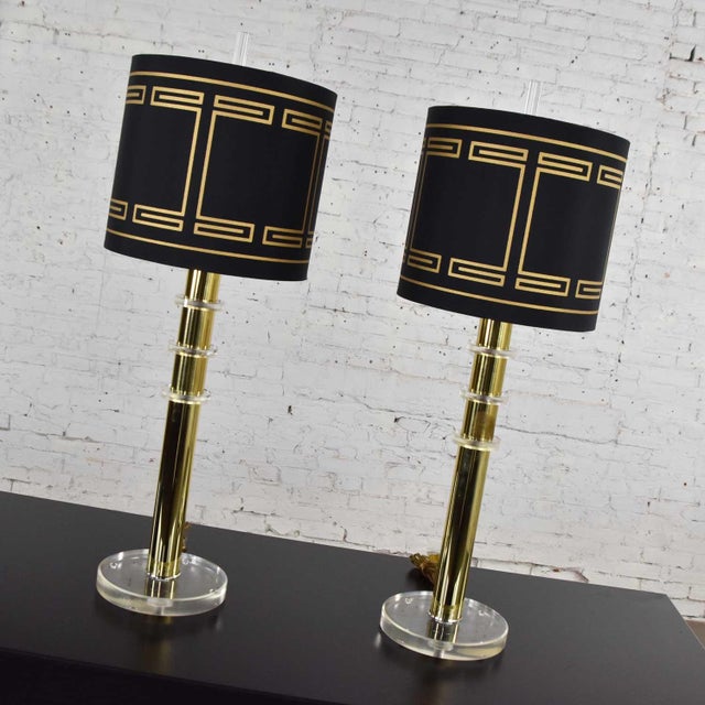 1970s Modern Hollywood Regency Lamps Lucite & Brass Plate Black With Shades Style Karl Springer - A Pair For Sale - Image 16 of 16