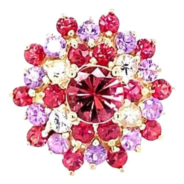 Contemporary 3.57 Carat Tourmaline Sapphire Yellow Gold Cocktail Ring, Size 7 For Sale - Image 3 of 8