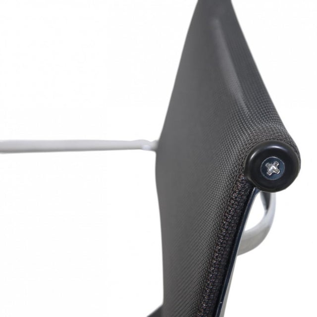 EA-117 Office Chair in Black Mesh from Charles Eames, 2002 For Sale - Image 13 of 17