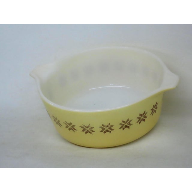 Mid-Century Modern Mid Century Pyrex Town Country Yellow Casserole Dish Cross Stitch Star 4673b For Sale - Image 3 of 15