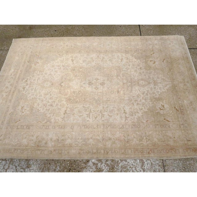 Galerie Shabab Collection Mid-20th Century Handmade Turkish Sivas Accent Rug For Sale In New York - Image 6 of 8