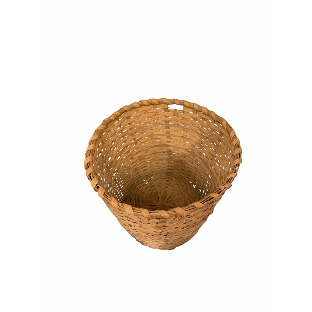 Antique large split oak reed cotton gathering basket. Most likely from north Alabama / Southern Tennessee region. Measures...