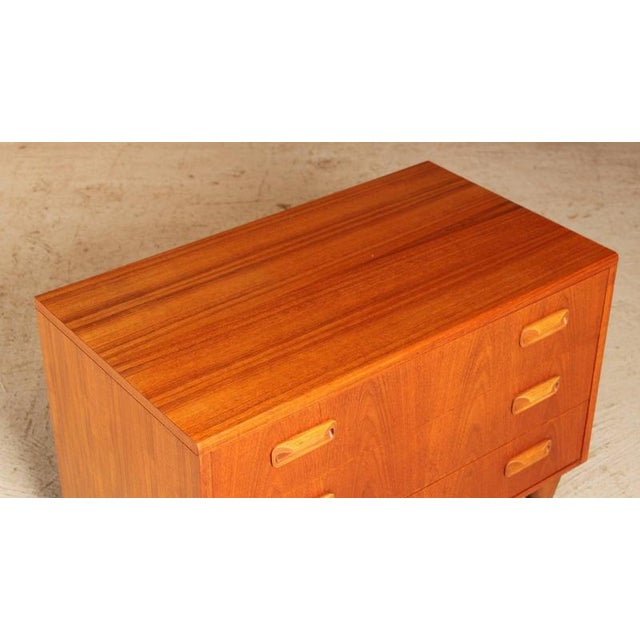 Mid-Century Modern Fresco Chest of Three Drawers from G-Plan, 1960s For Sale - Image 9 of 10