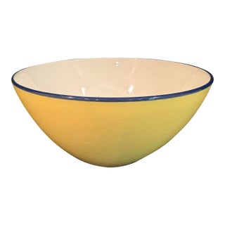 Late 20th Century Vegetable Serving Bowl in the Spa Bright Yellow Pattern From Italian Maker Pagnossin For Sale