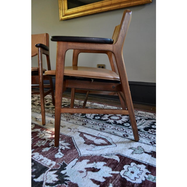Jens Risom Style Walnut Arm Chairs - Set 4 For Sale In Boston - Image 6 of 15