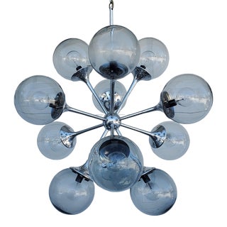Mid 20th Century Lightolier 12 Globe Sputnik Chandelier For Sale