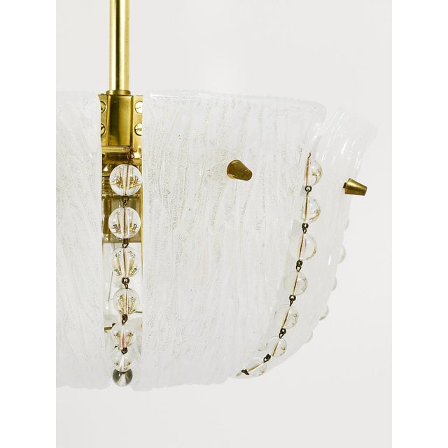 Petite Curved Basket Chandelier in Brass & Glass attributed to J. T. Kalmar for Kalmar, Austria, 1950s For Sale - Image 15 of 18