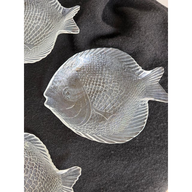 Set of 4 postmodern coastal glass fish plates. Made in Turkey by Pasabahce ( name on tail fins).