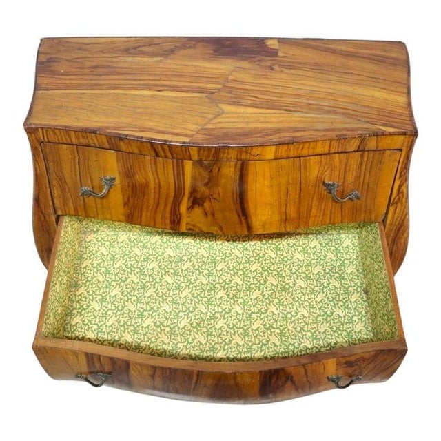 Italian Olivewood & Ormolu 2-Drawer Bombe Commode C1910 For Sale - Image 10 of 16