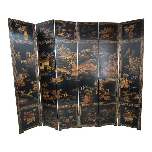 Early 20th Century Chinese Export Coromandel Six-Panel Folding Screen With Gilded and Hand Painted Chinese Daily Life For Sale