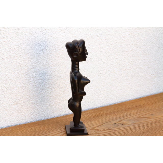 Dark Patinated African Baule Female Figure For Sale - Image 4 of 8