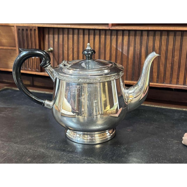 1930s Vintage English Silver-Plated Tea and Coffee Service by Mappin & Webb, 1930s, Set of 3 For Sale - Image 5 of 10