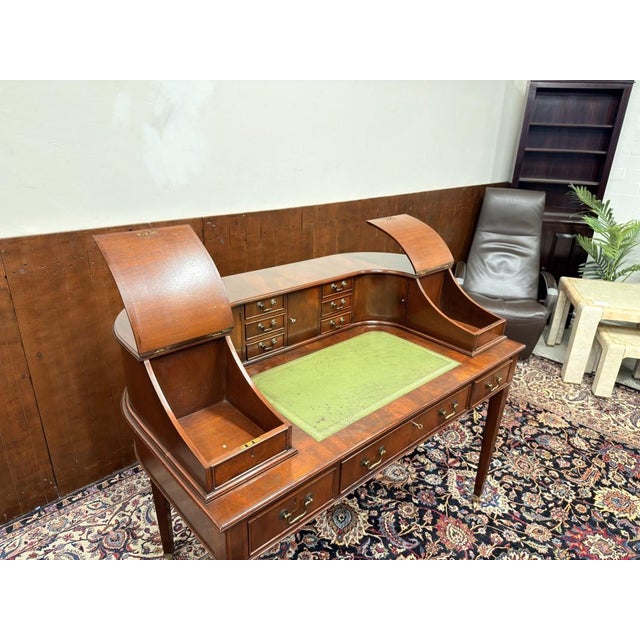 English Chesterfield Secretary in Mahogany Veneer For Sale - Image 14 of 18