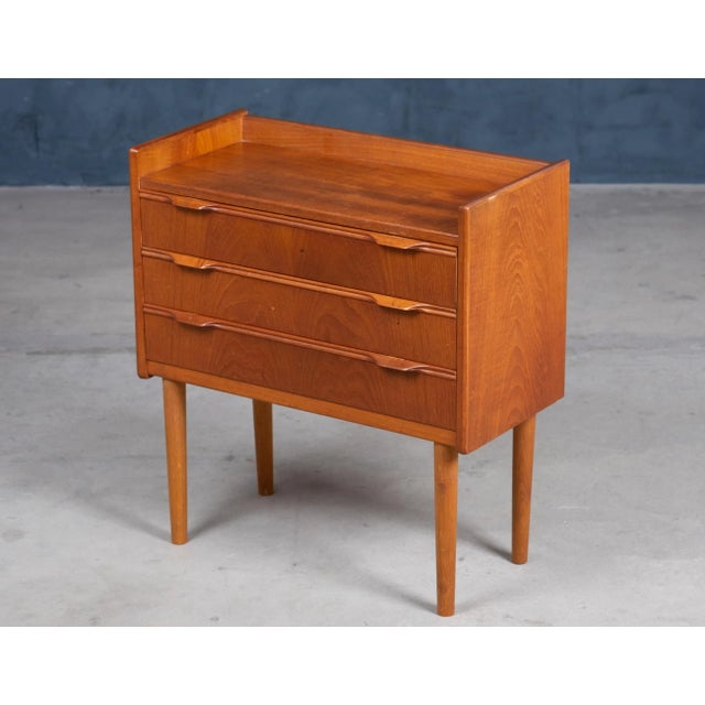Mid-Century Modern Danish Teak Dresser or Nightstand, 1960s For Sale - Image 3 of 9