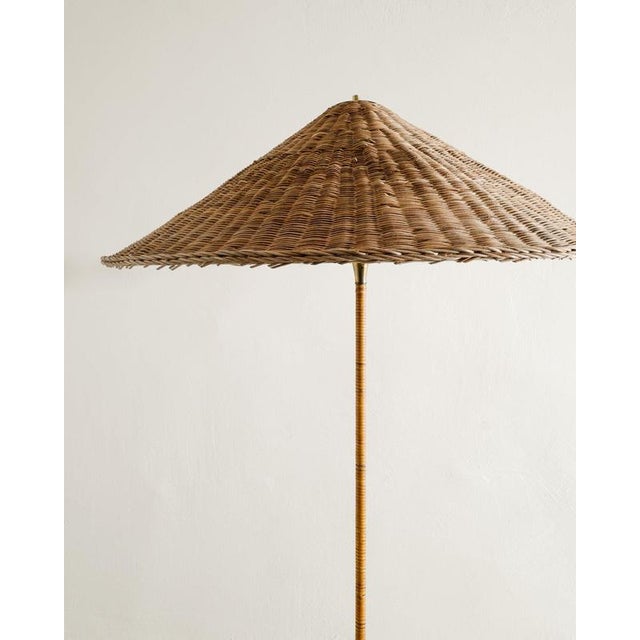 Finnish Mid-Century Floor Lamp in Brass & Rattan Attributed to Paavo Tynell Produced by Itsu Finland, 1940s For Sale - Image 3 of 9