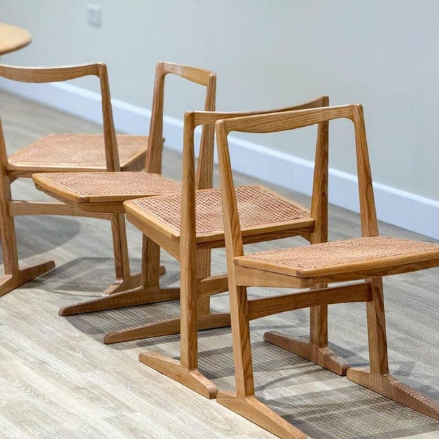 Mid-Century Modern Elm Circular Dining Table and Rattan Chairs, 1960s, Set of 5 For Sale - Image 6 of 11