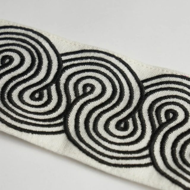 Schumacher Sample - Schumacher Giraldi Embroidered Trim in Black For Sale - Image 4 of 4