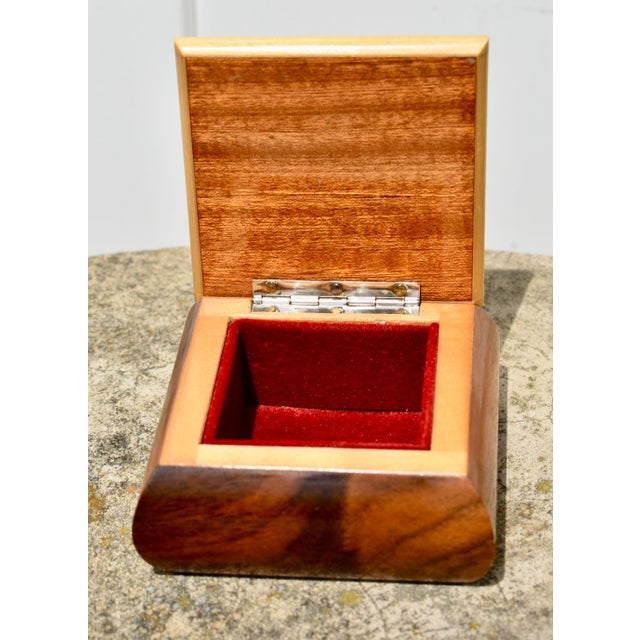 Vintage Italian Floral Inlaid Wood Bombe' Shaped Jewelry Trinket Box For Sale - Image 4 of 12