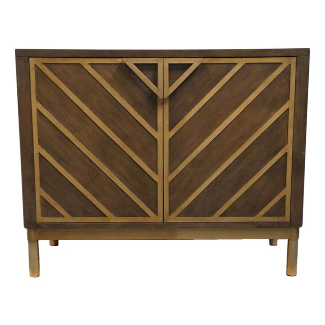 Bassett Mirror Co. Metro Collection Ash Veneer Contemporary Glamour Style 42" Bar Cabinet A2427 For Sale