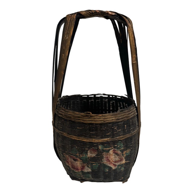 Vintage Chinese Hand-Painted Woven Wicker Basket For Sale