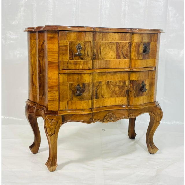 Art Deco Italian Vintage Walnut Bombe Chest With Sculpted Legs For Sale - Image 3 of 18