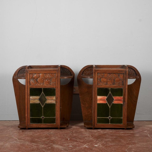 Liberty Display Cases to Hang on a Table, Set of x For Sale - Image 3 of 18