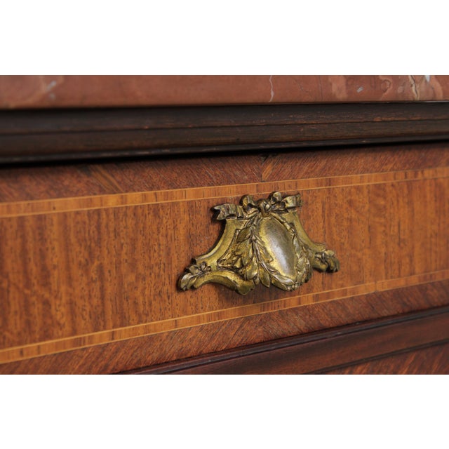 French Louis XV Marble Top Bronze Mounted Nightstand For Sale - Image 13 of 17
