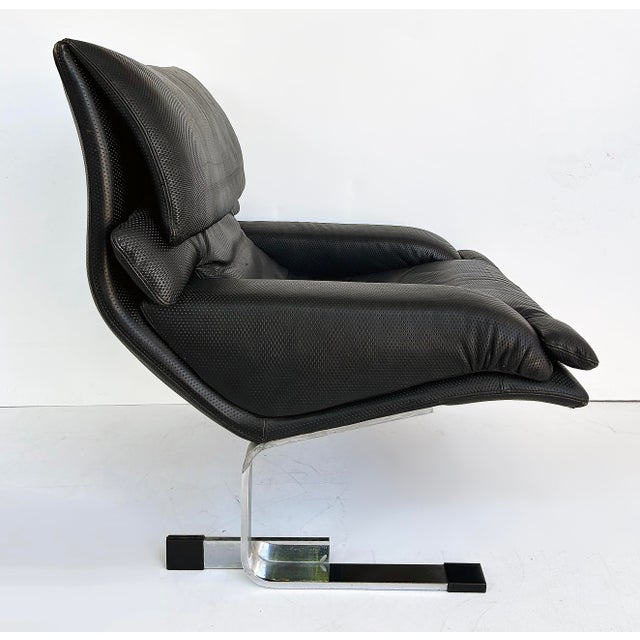 Giovanni Offredi 1980s Giovanni Offredi Saporiti Italia Onda Wave Chair, Black Leather, Chrome For Sale - Image 4 of 16