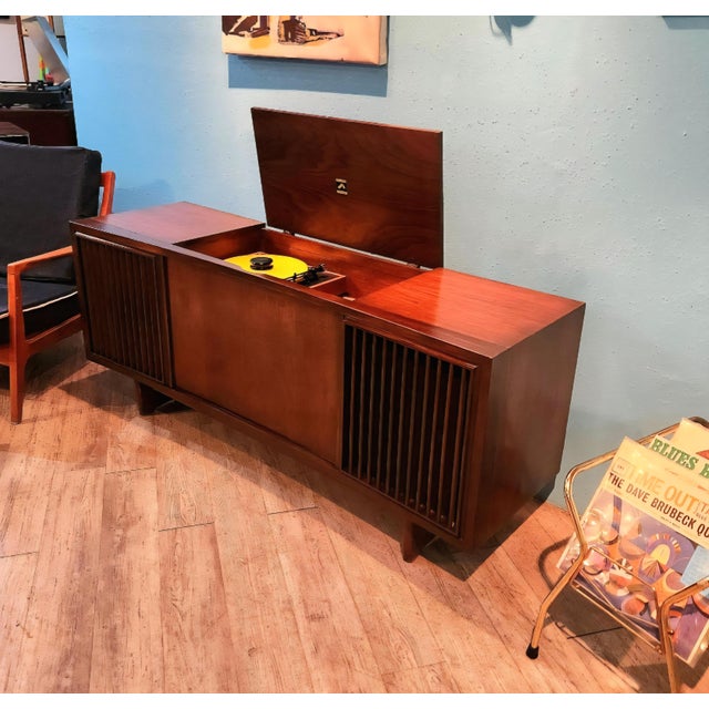 Mid-Century Modern Circa 66 Rca Annapolis Encomium Refurbished Mid Century Modern Stereo Console Record Player For Sale - Image 3 of 9
